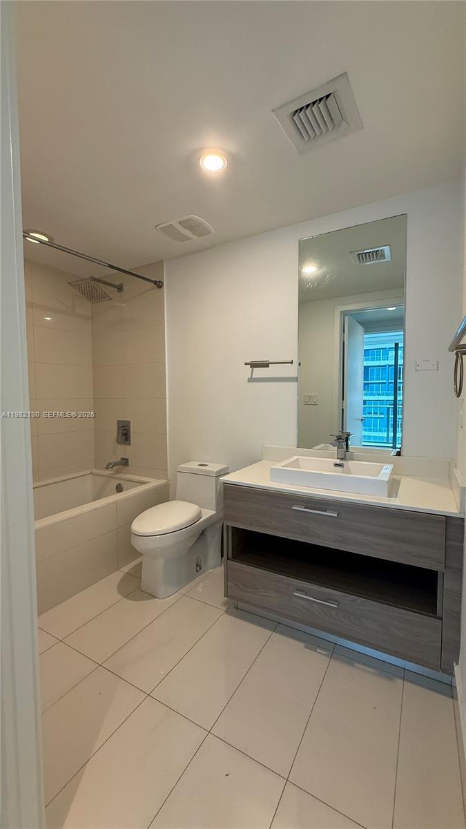 Building Photo - 1300 S Miami Ave