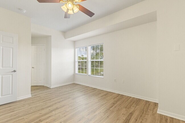 Building Photo - Spacious 3-Bedroom Condo Retreat in Bradenton – Your Perfect Home Awaits!