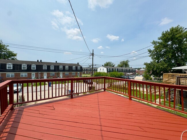 Building Photo - Charming 3 Bedroom/ 1.5 Bathroom Townhome in Frankford, MD!