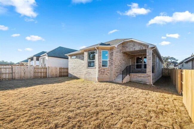 Building Photo - 204 Grn Knl Ln