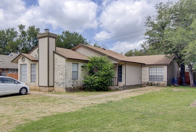 Building Photo - 9624 Sugar Hill Dr