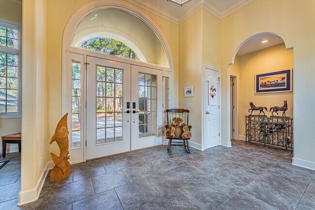 Building Photo - Sea Pines Golf Club Rental