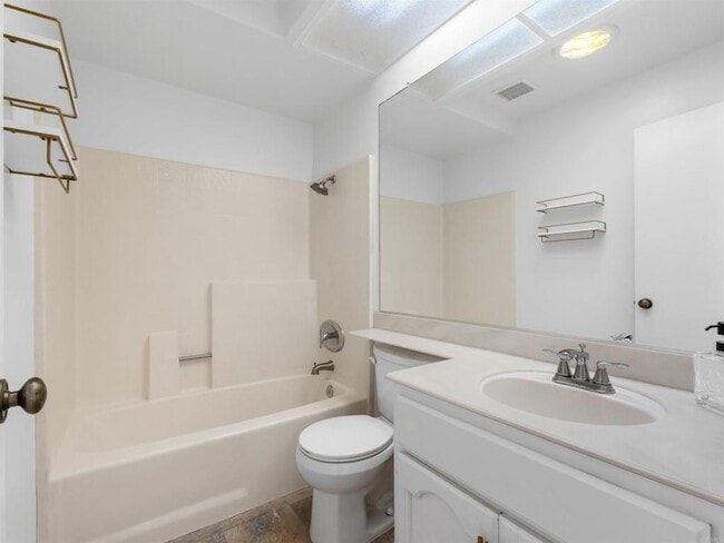 Building Photo - 6923 Whitecap Dr