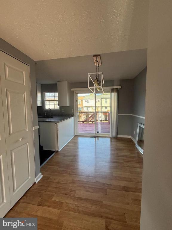 Building Photo - 1123 Keswick Pl