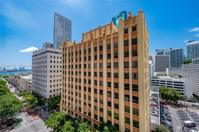 Building Photo - 151 SE 1st St