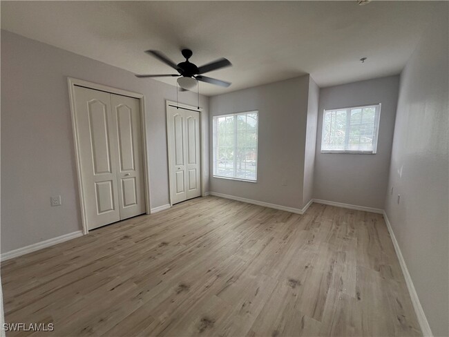 Building Photo - 9445 Ivy Brook Run