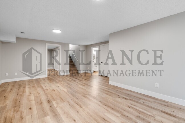 Building Photo - 6906 W O'Neil St
