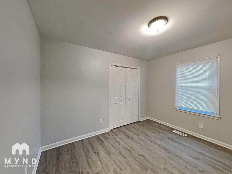 Building Photo - 82 Brenda Ln