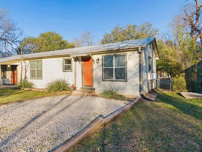 Building Photo - 1018 Mead St