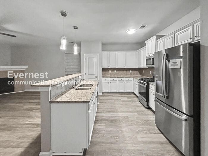 Building Photo - 3628 Hampshire Park Way