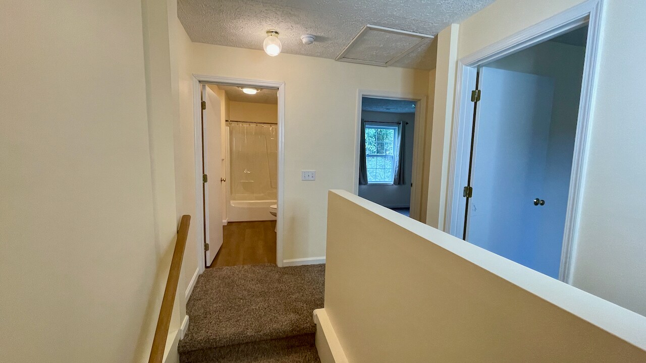 Building Photo - 30 True Way Ln
