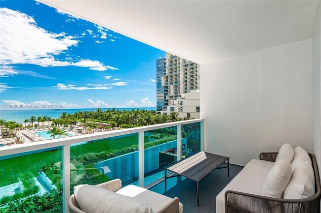 Building Photo - 2301 Collins Ave