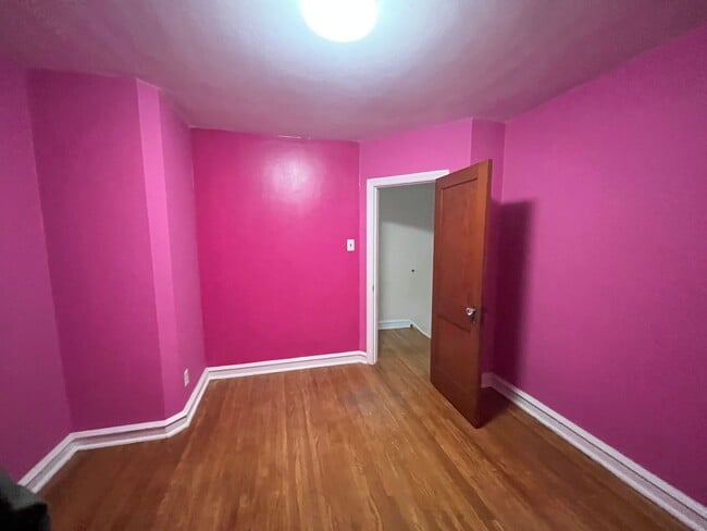 Building Photo - 3337 Disston St