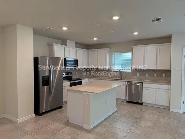 Building Photo - 905 Rivers Crossing St