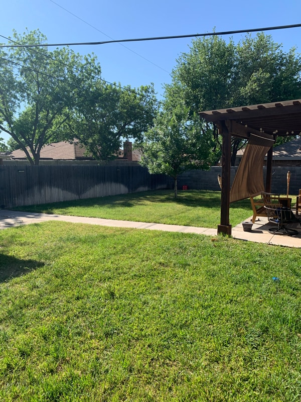 Building Photo - 3403 Crestmont Dr