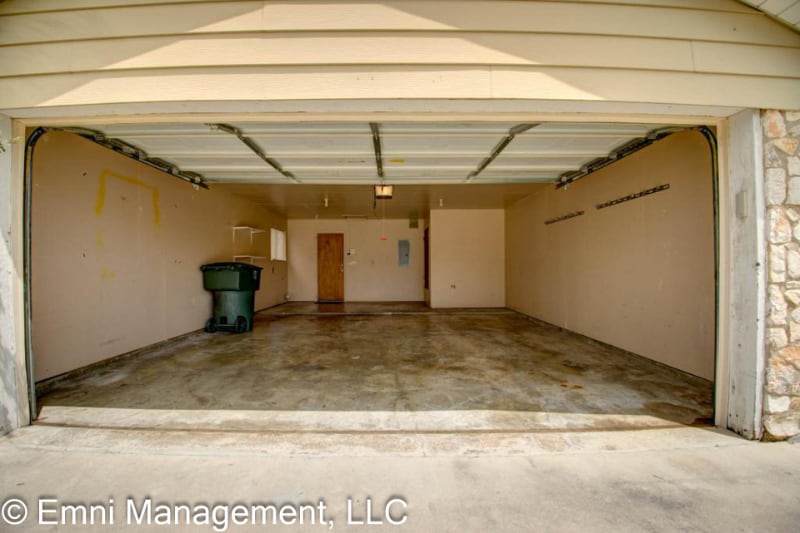 Building Photo - 1408 Garnet Rd