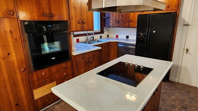 Building Photo - More Space Than Most Rentals — Three Bedroom Single-Family Home in Olean NY!