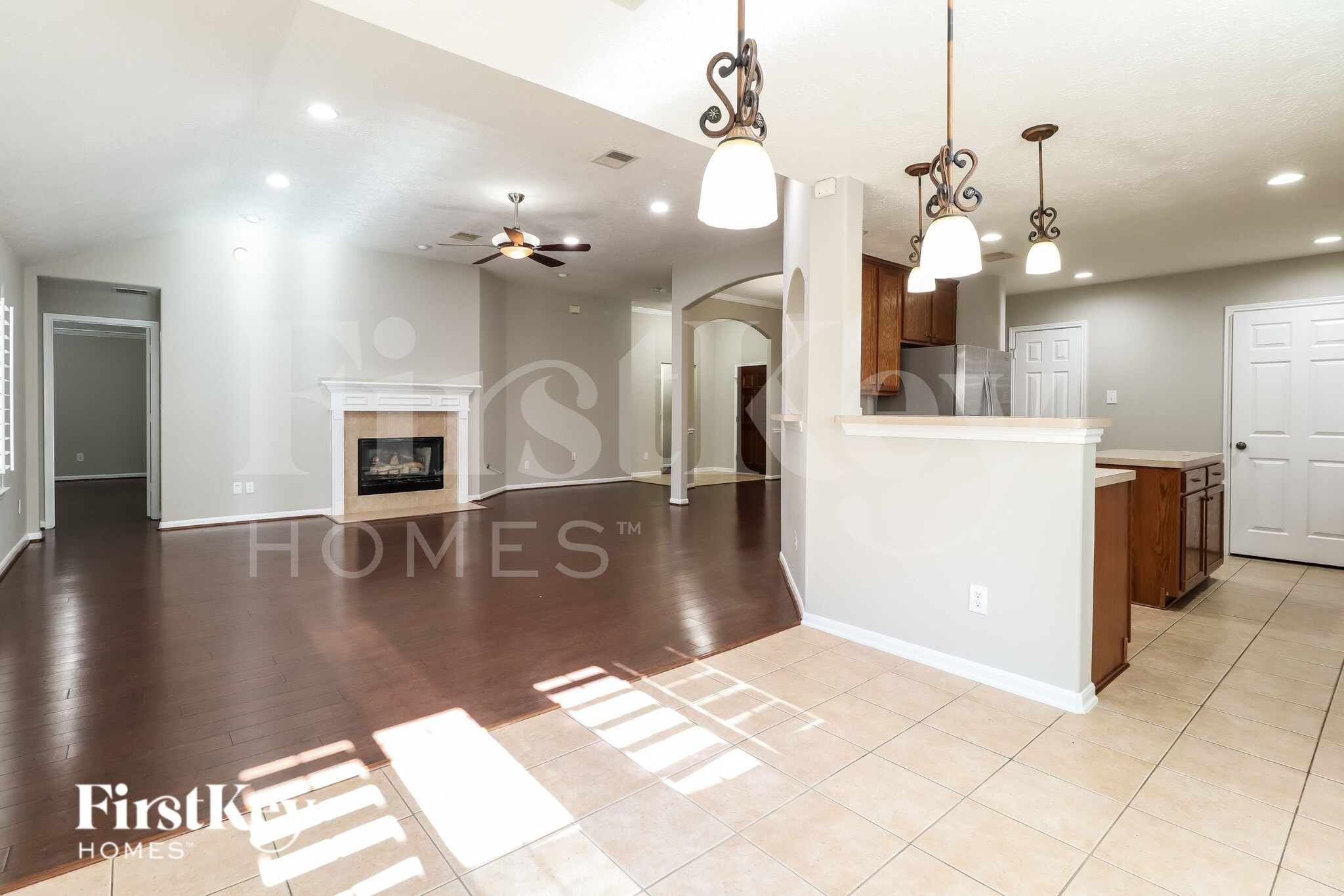 Building Photo - 27 S Misty Canyon Pl