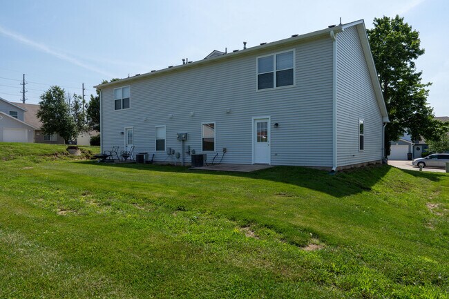 Building Photo - 3517 Prescott Dr