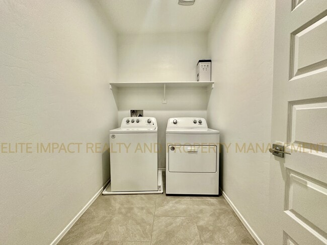 Building Photo - 3541 N Kellen Cyn Ct