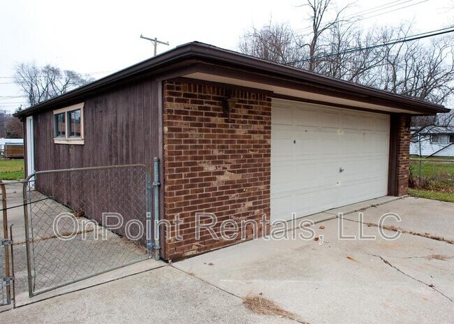 Building Photo - 7510 Cardwell St