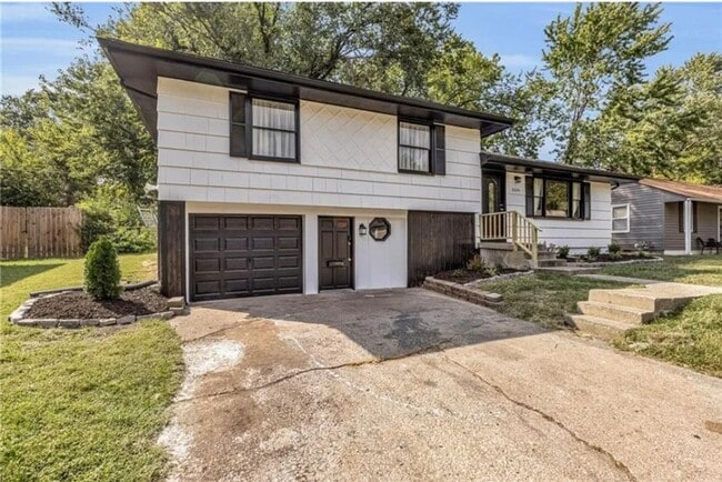 Building Photo - 8604 Ford Ave