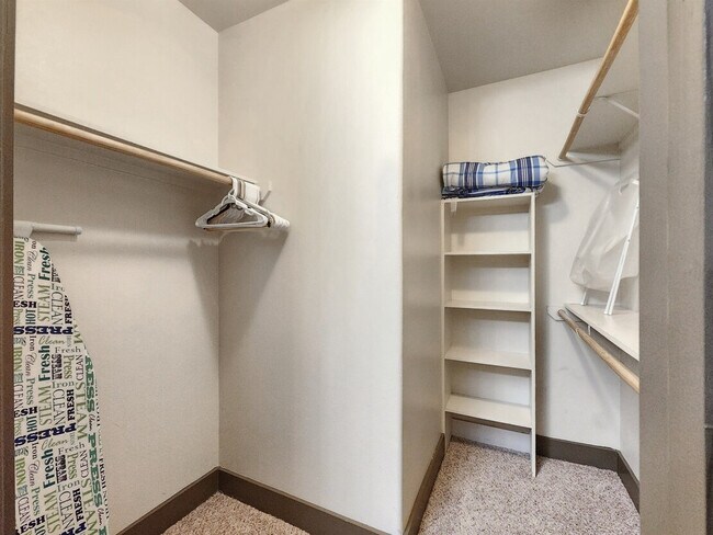 Building Photo - 2626 Sage Rd