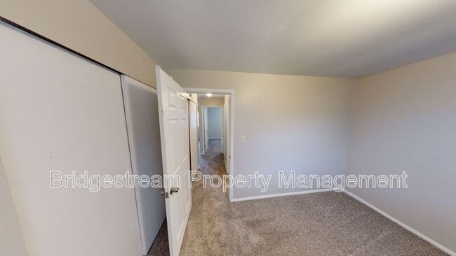 Building Photo - 5444 Misty Ln