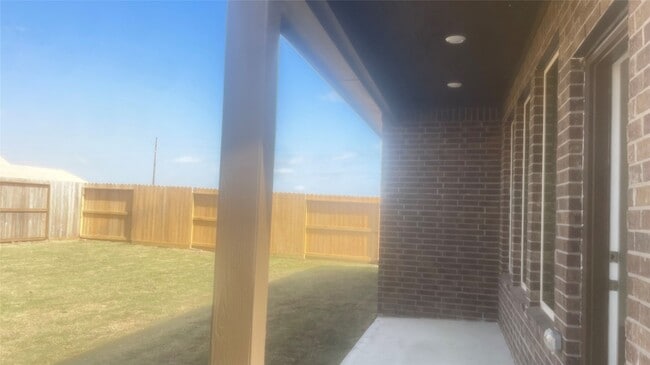 Building Photo - 30310 Tall Fescue Dr