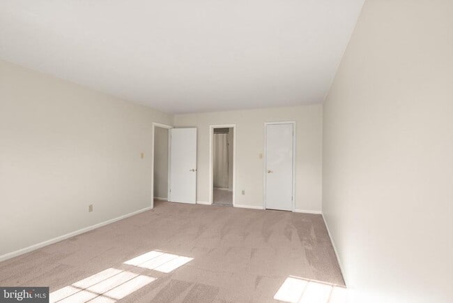 Building Photo - 13814 Leighfield St