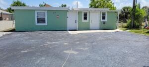Primary Photo - 1069 W 30th St
