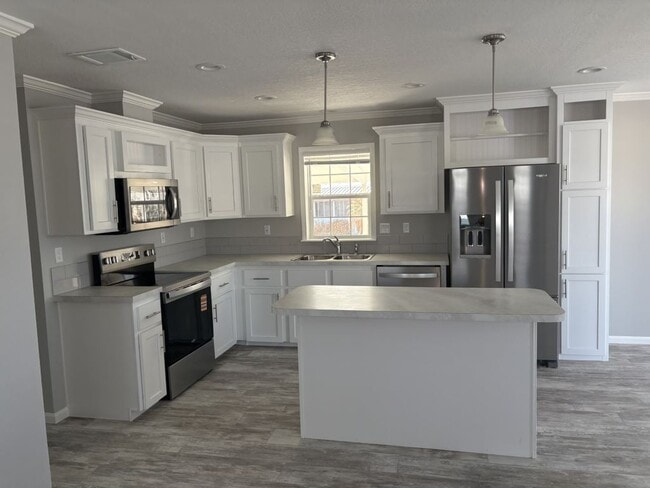 Building Photo - 2862 Stallion Dr