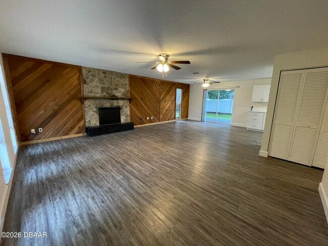 Building Photo - 90 Hickory Hills Cir