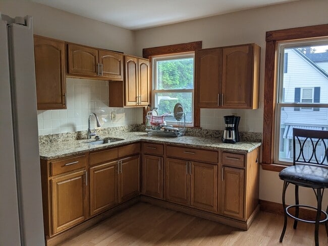 Building Photo - 59 Edson St