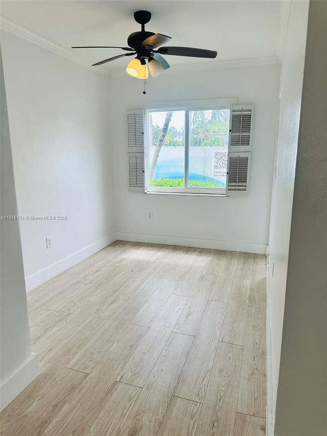 Building Photo - 9281 W Bay Harbor Dr