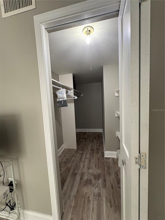 Building Photo - 464 N Paula Dr