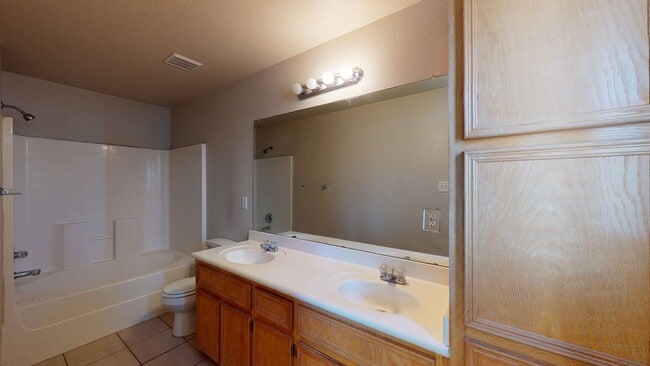 Primary Photo - Free April Rent + Price Improvement $1,350!