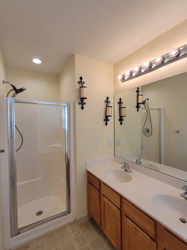 Building Photo - 3742 Horseshoe Farm St