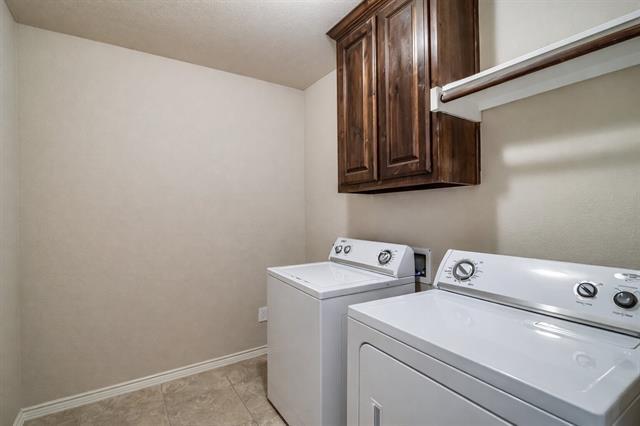 Building Photo - 10436 Flat Creek Trail