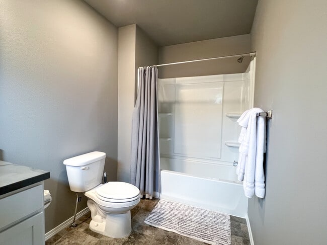 Building Photo - 2371 Irontree Pl