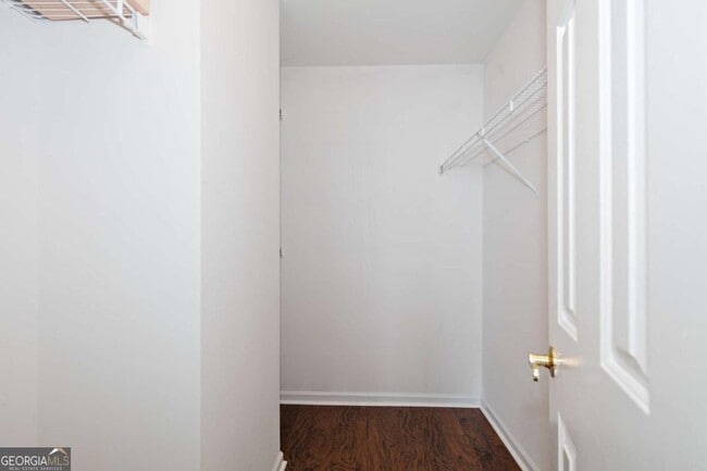 Building Photo - 4248 River Green Dr NW