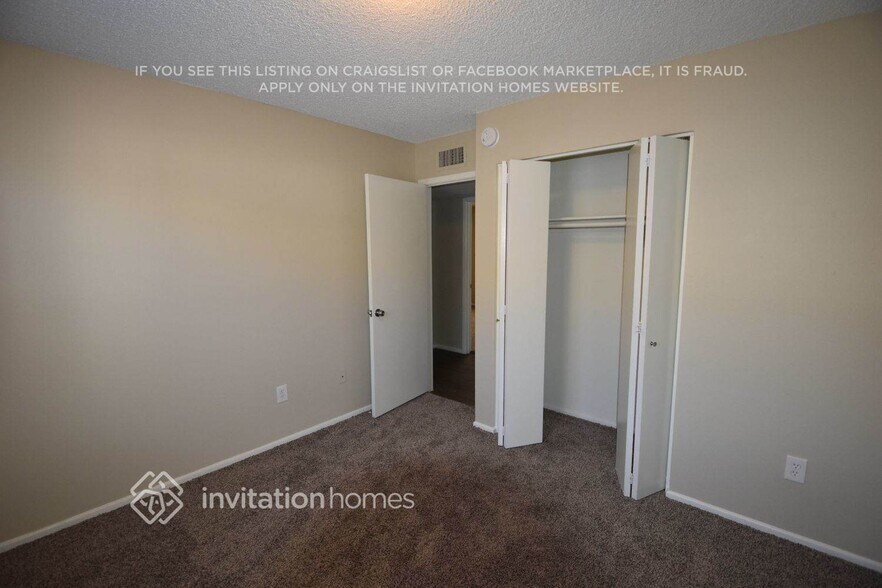 Building Photo - 2929 W Michelle Dr