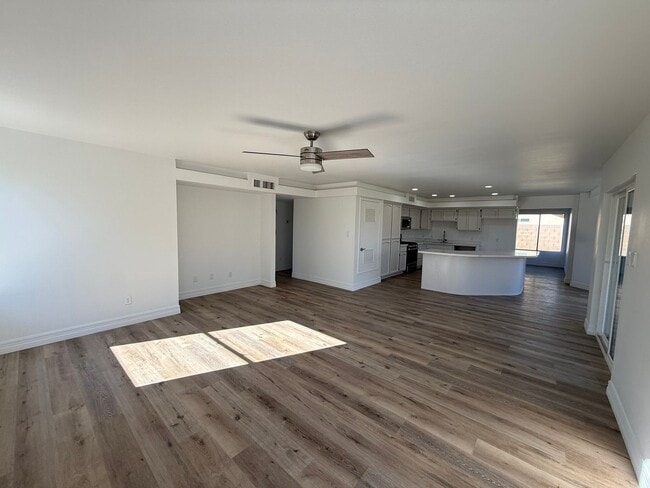 Building Photo - 4 BEDROOM IN RANCHO SERENO - FRESHLY REMODELED