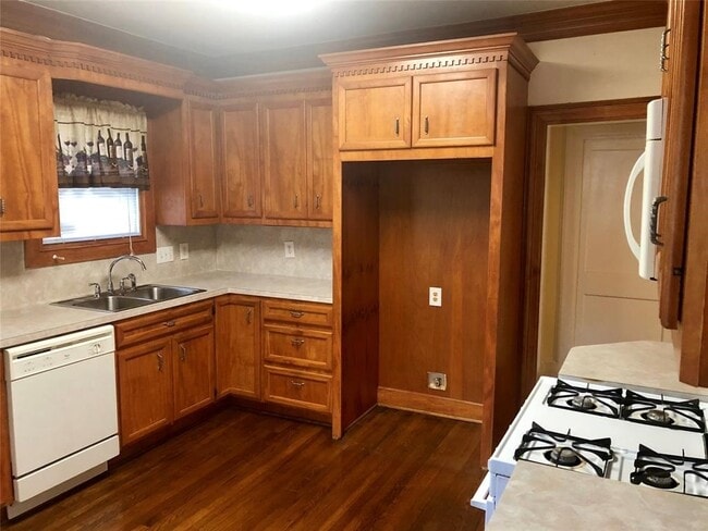 Building Photo - 2701 Barbee St