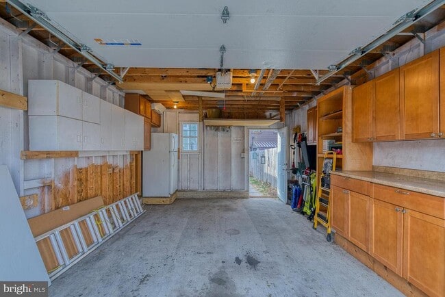 Building Photo - 1816 Rosedale St NE