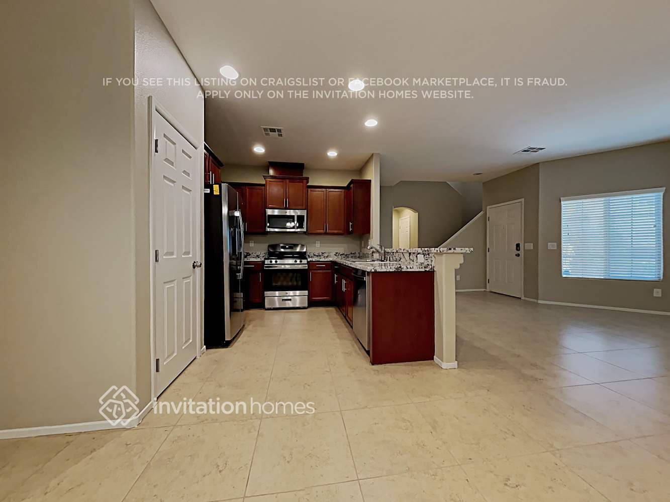 Building Photo - 9615 Vega Carpio Ave