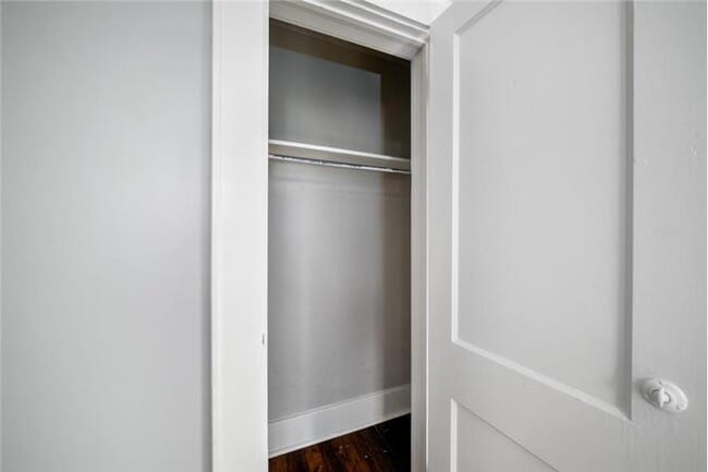 Building Photo - 1908 Paulsen St