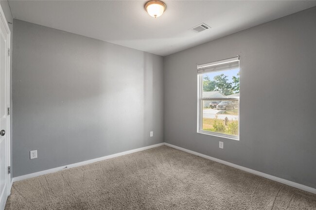 Building Photo - 15638 Del Norte Dr