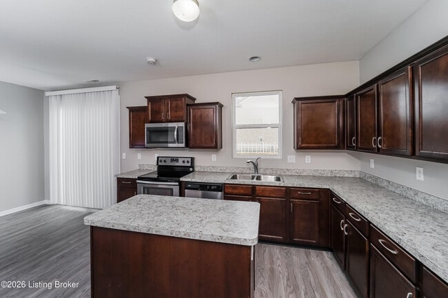 Building Photo - 3201 Cotton Ln