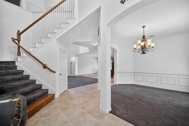 Building Photo - 404 Creekside Dr